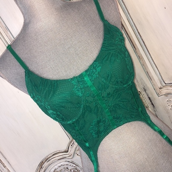 Princess Polly xx Emmanuel Top Green Lace Bustier Top Size 8 - Picture 2 of 12